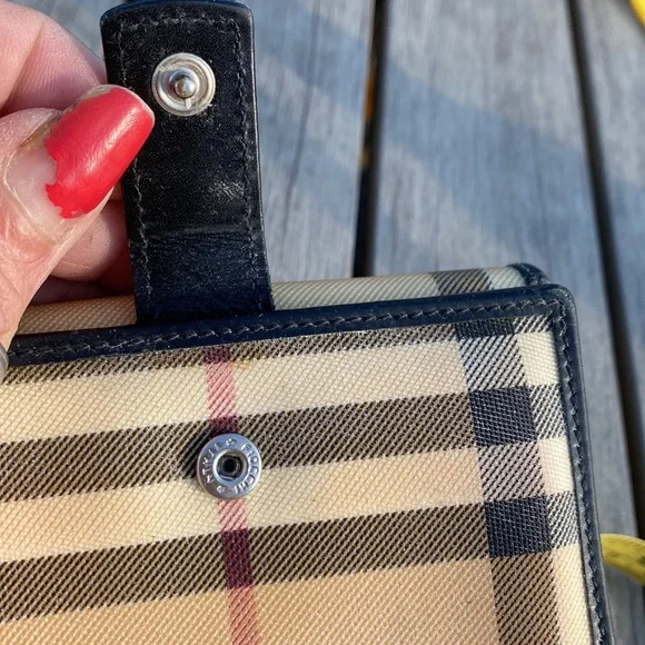 Burberry Nova Check PVC/Leather🔥Bifold+Front SNAP🔥8slot+Bill🔥4x4”Made🇮🇹VGUC